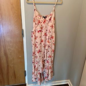 KENEDIK Ruffle tulip print maxi dress